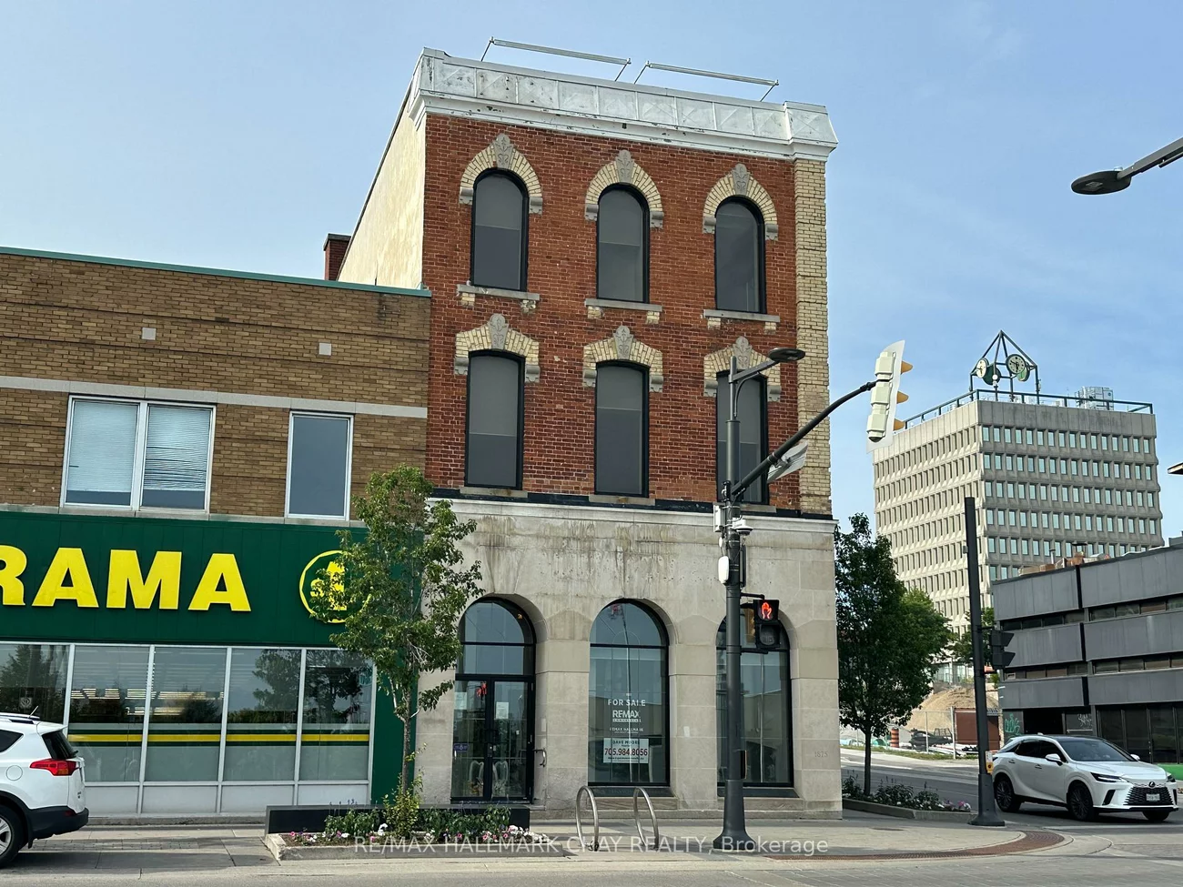 64, Dunlop, City Centre, Barrie
