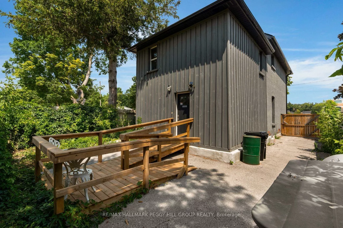 54, Clapperton, City Centre, Barrie