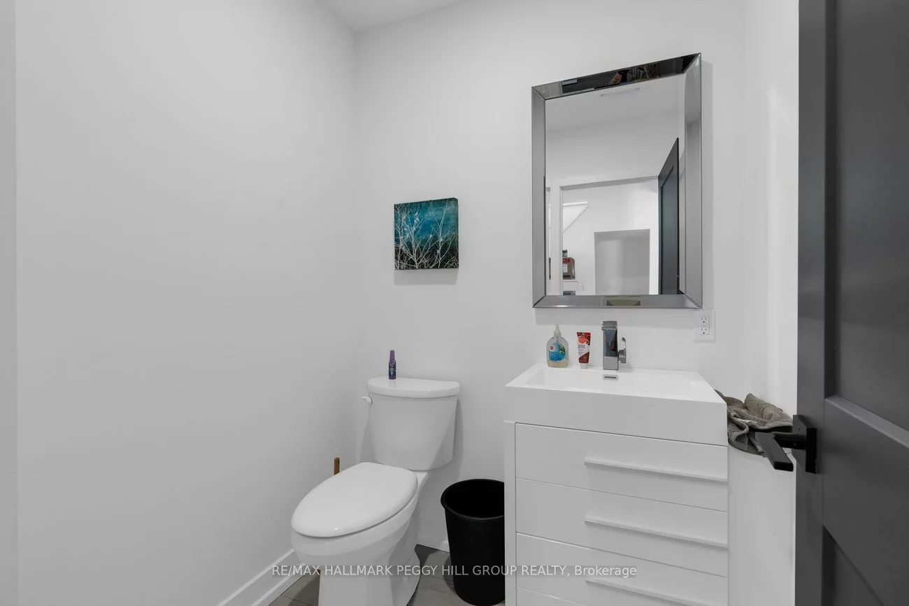 54, Clapperton, City Centre, Barrie