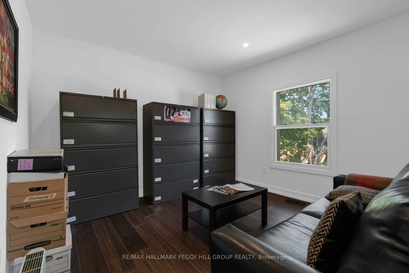 54, Clapperton, City Centre, Barrie