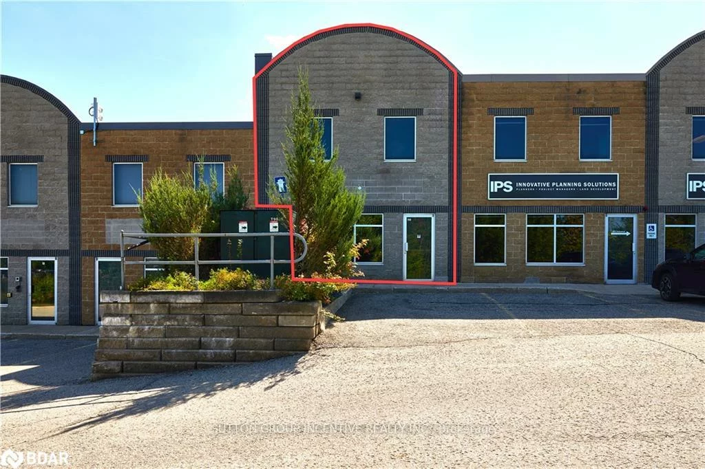 647, Welham, 400 East, Barrie