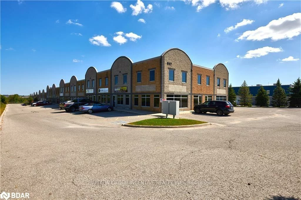 647, Welham, 400 East, Barrie