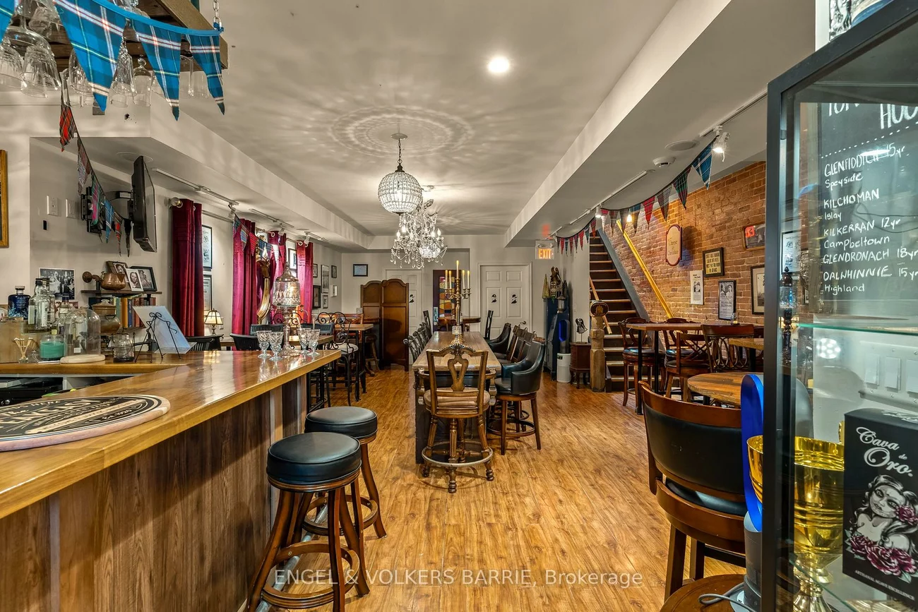 123, Dunlop, City Centre, Barrie