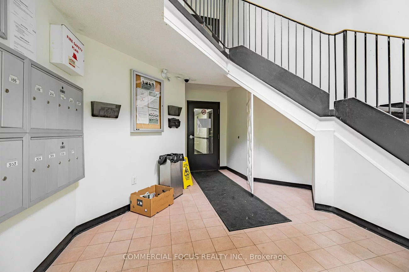 56, Donald, Queen's Park, Barrie