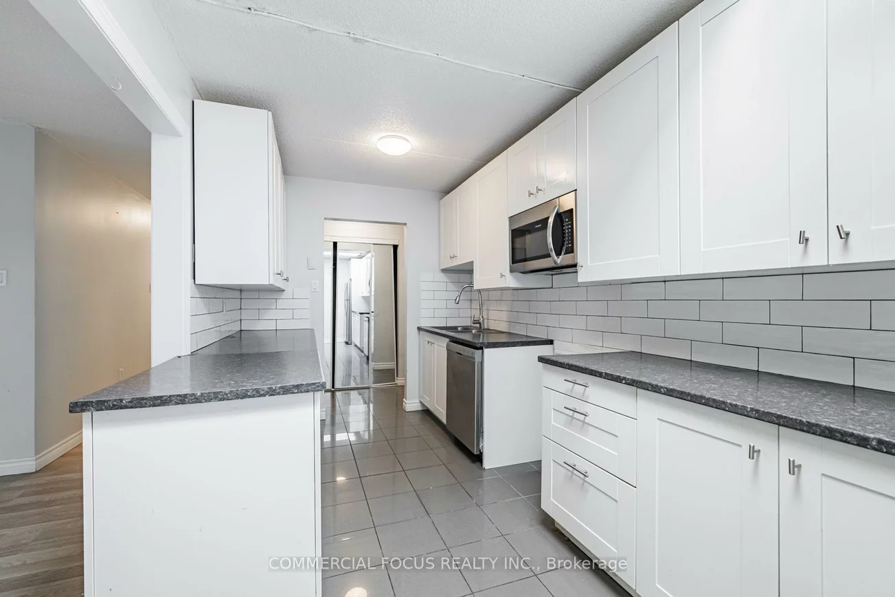56, Donald, Queen's Park, Barrie