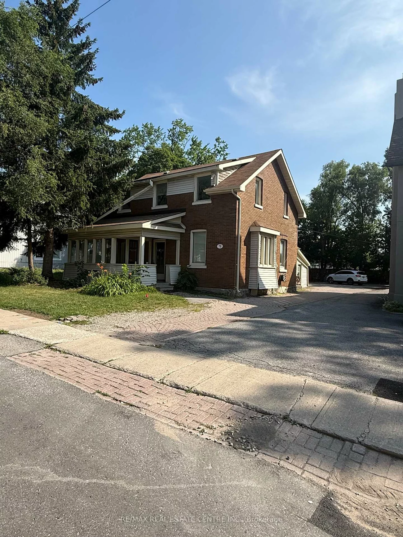 79, Mary, City Centre, Barrie