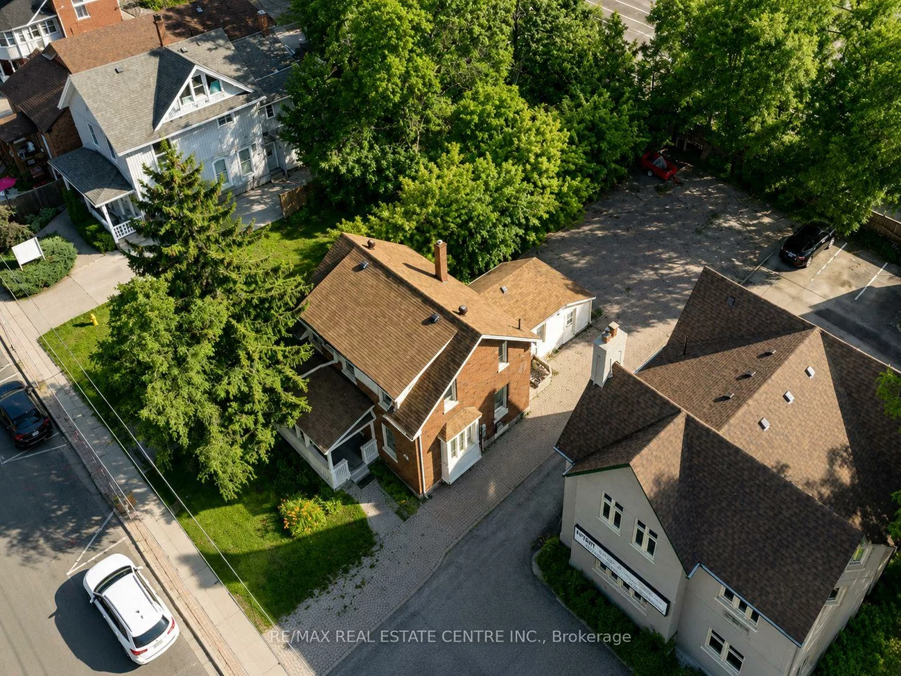 79, Mary, City Centre, Barrie