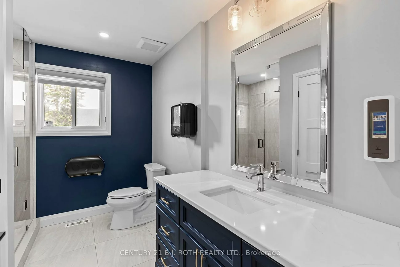 355, Mapleview, Holly, Barrie