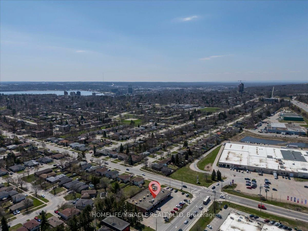 5, Bell Farm, Wellington, Barrie