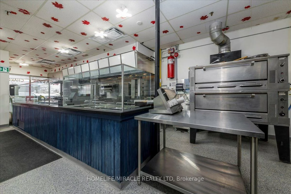 5, Bell Farm, Wellington, Barrie