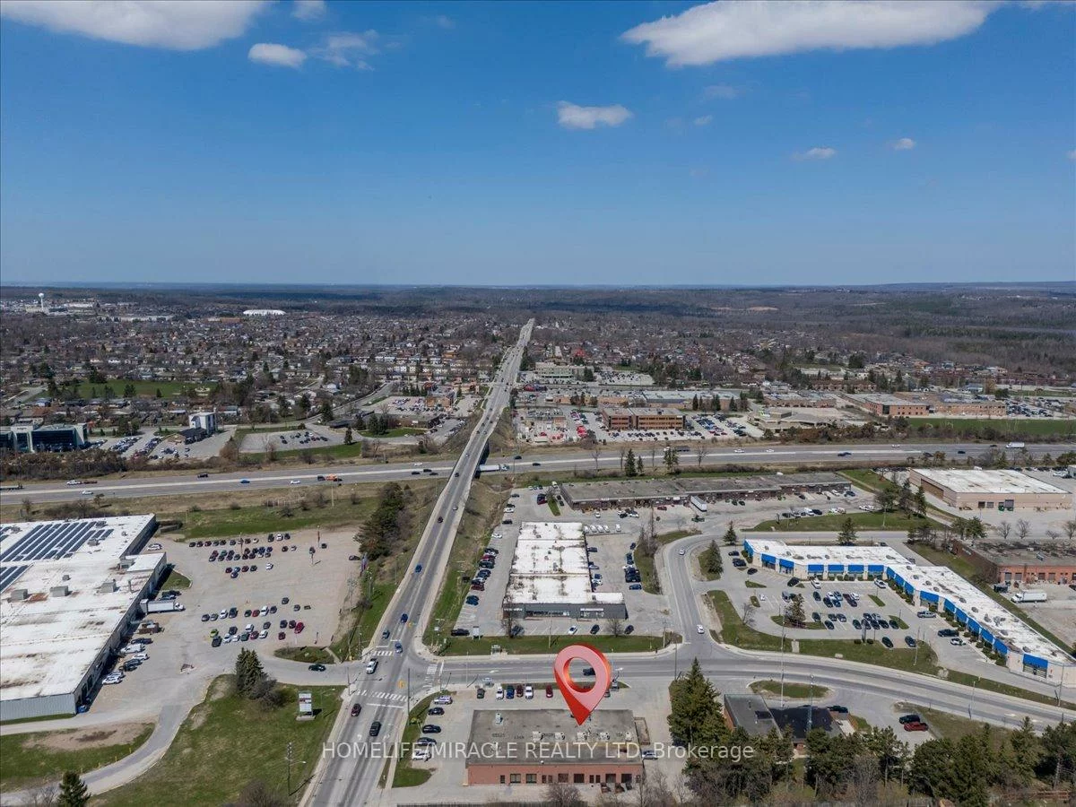 5, Bell Farm, Wellington, Barrie