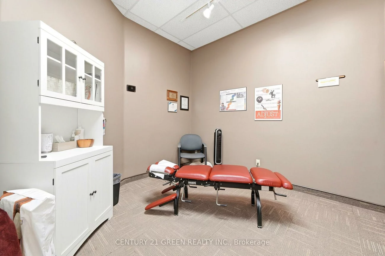 55, Cedar Pointe, 400 North, Barrie