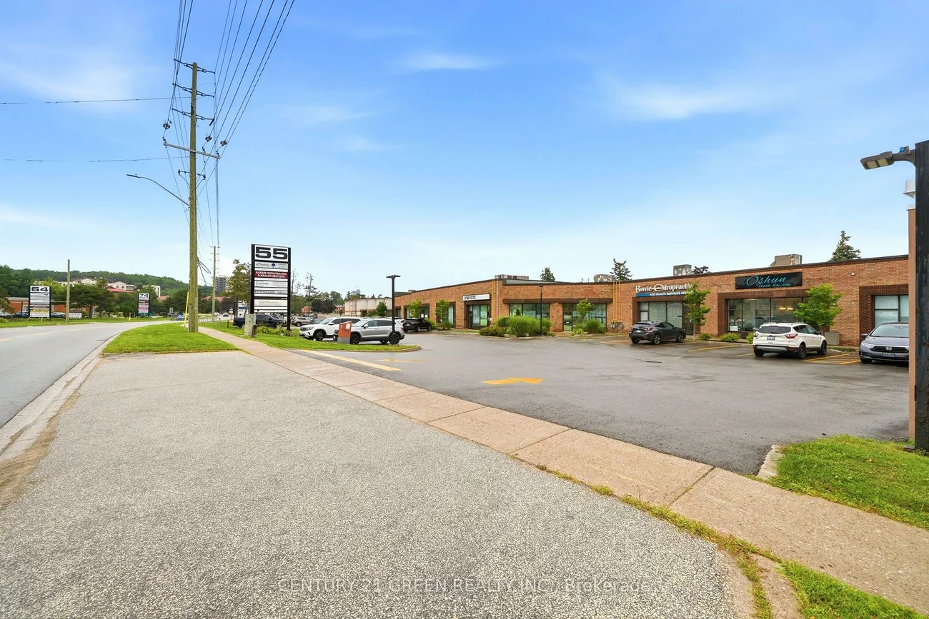 55, Cedar Pointe, 400 North, Barrie