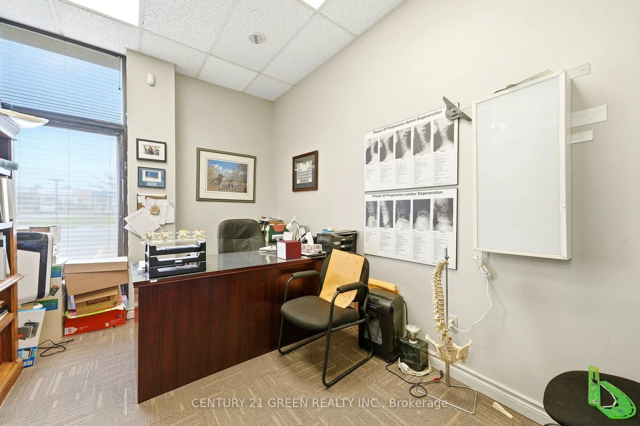 55, Cedar Pointe, 400 North, Barrie