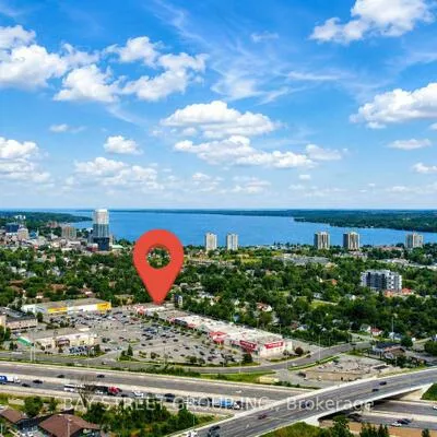 165, Wellington, Queen's Park, Barrie