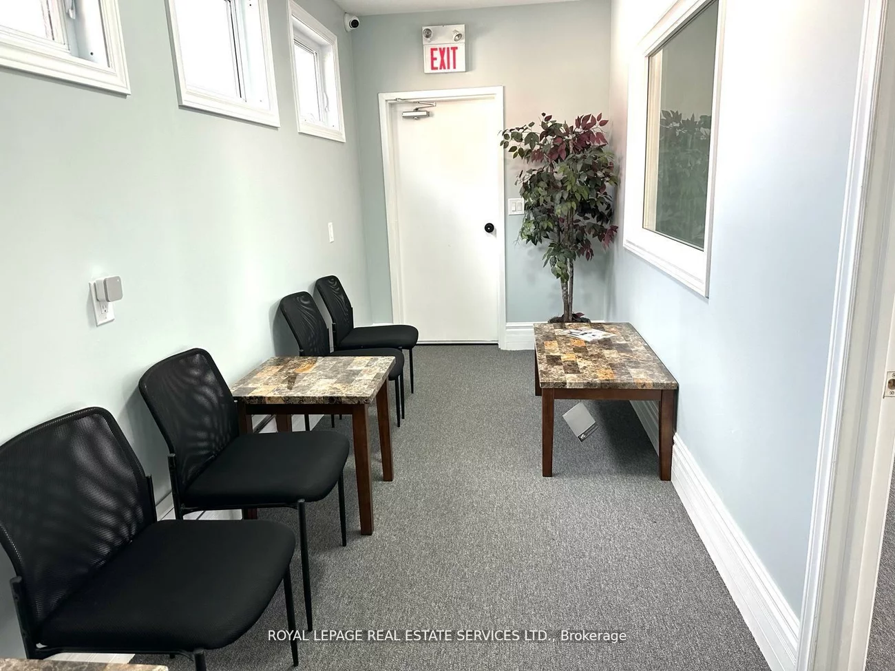 100, Essa, Allandale Centre, Barrie