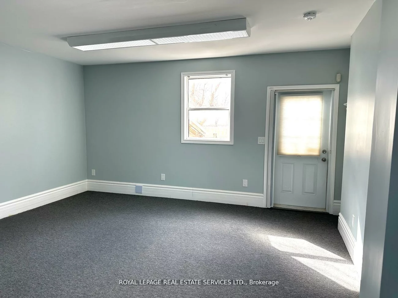 100, Essa, Allandale Centre, Barrie