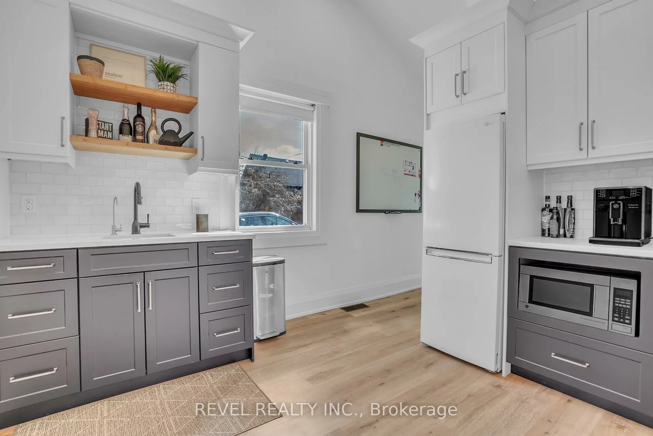 27, Victoria, City Centre, Barrie