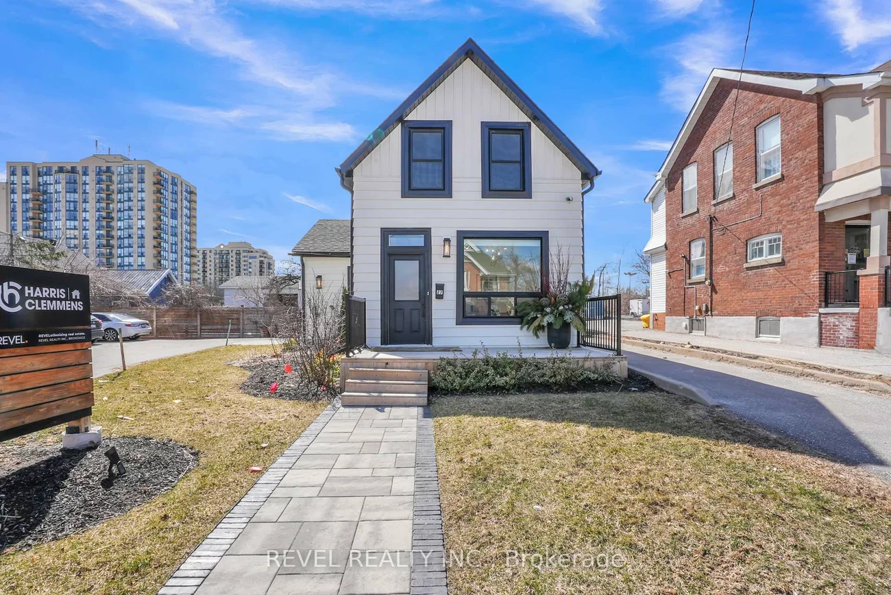 27, Victoria, City Centre, Barrie