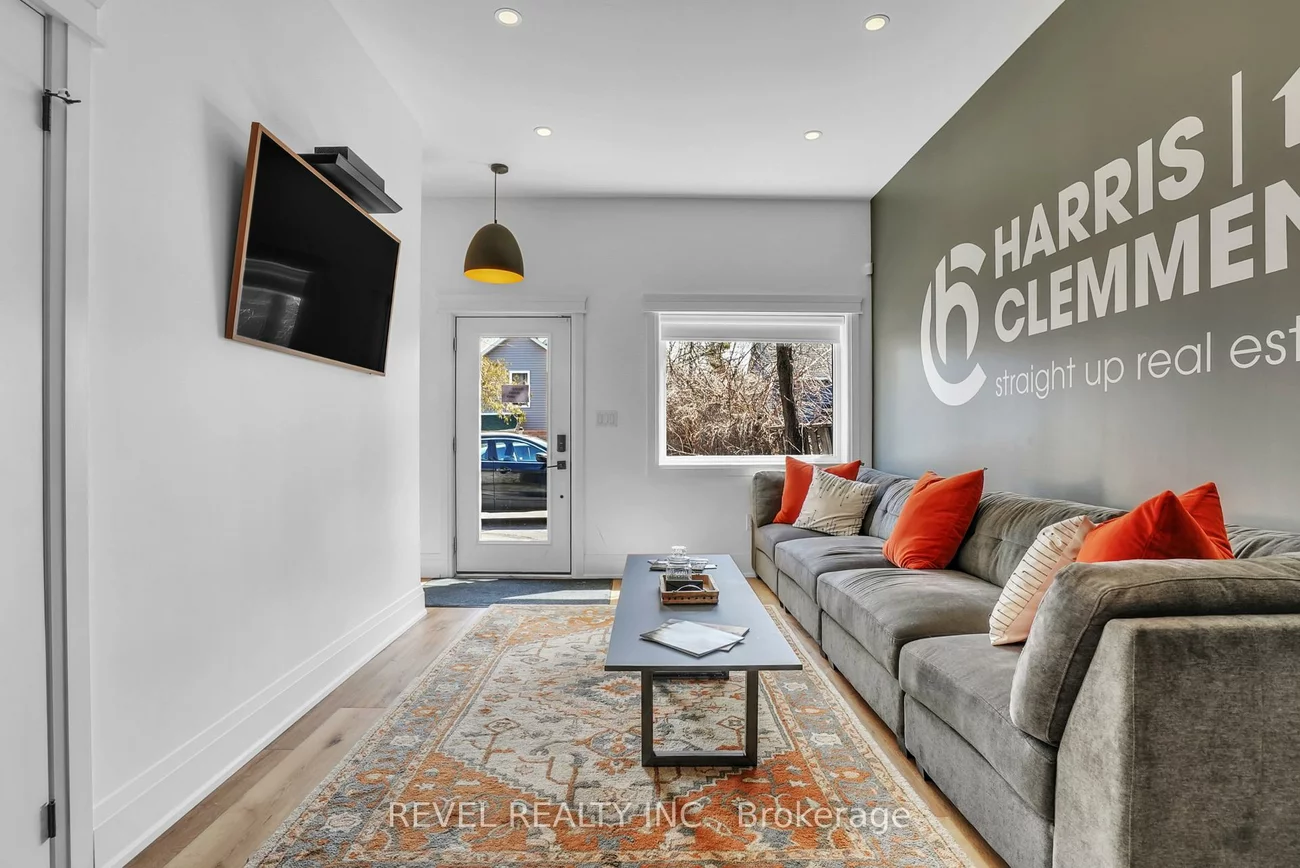 27, Victoria, City Centre, Barrie