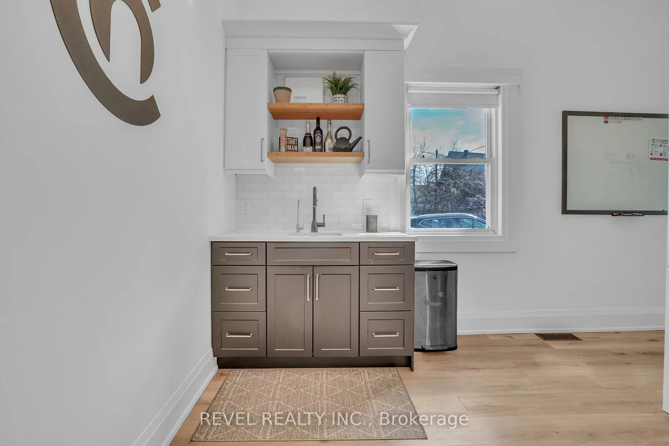 27, Victoria, City Centre, Barrie