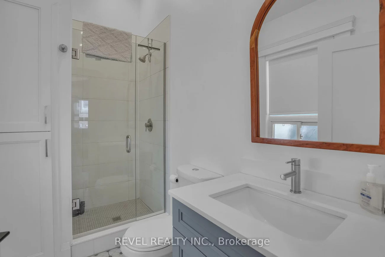 27, Victoria, City Centre, Barrie