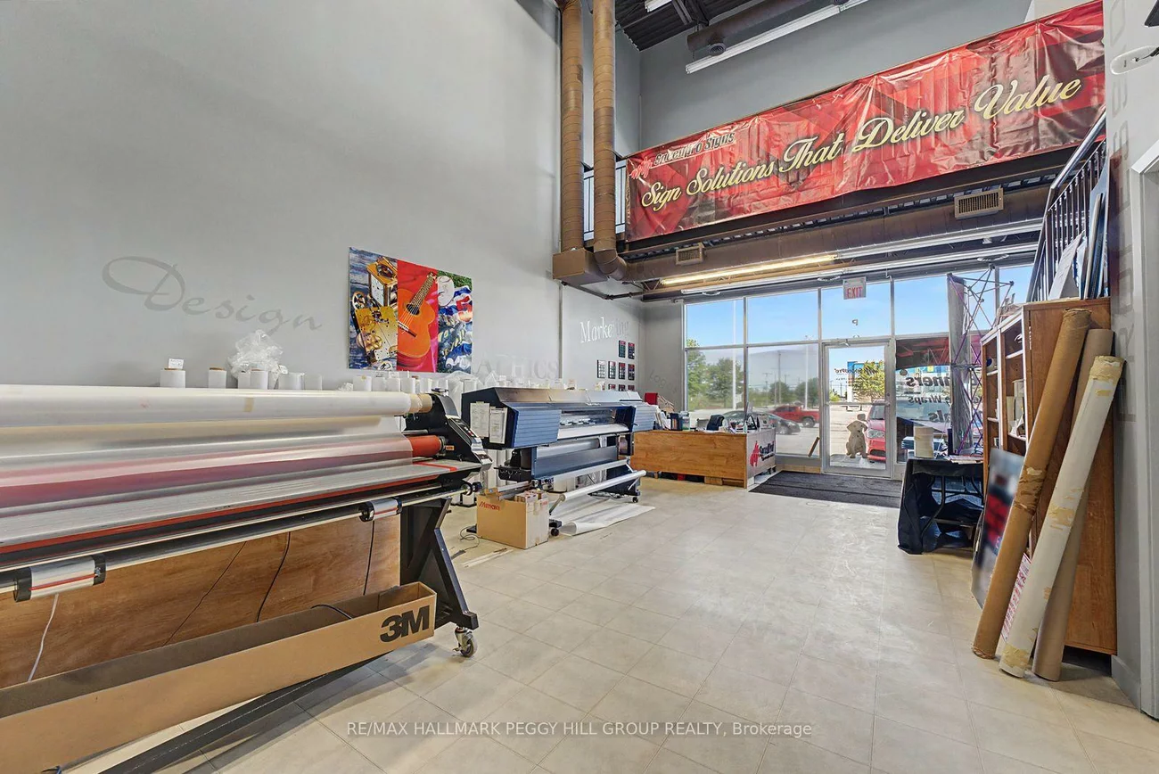 132, Commerce Park, 400 West, Barrie
