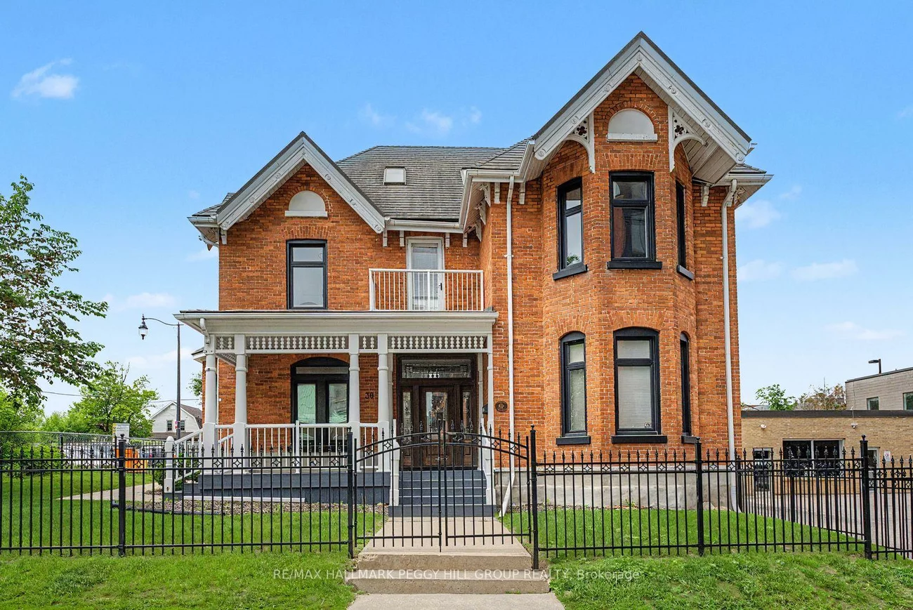30, Mary, City Centre, Barrie