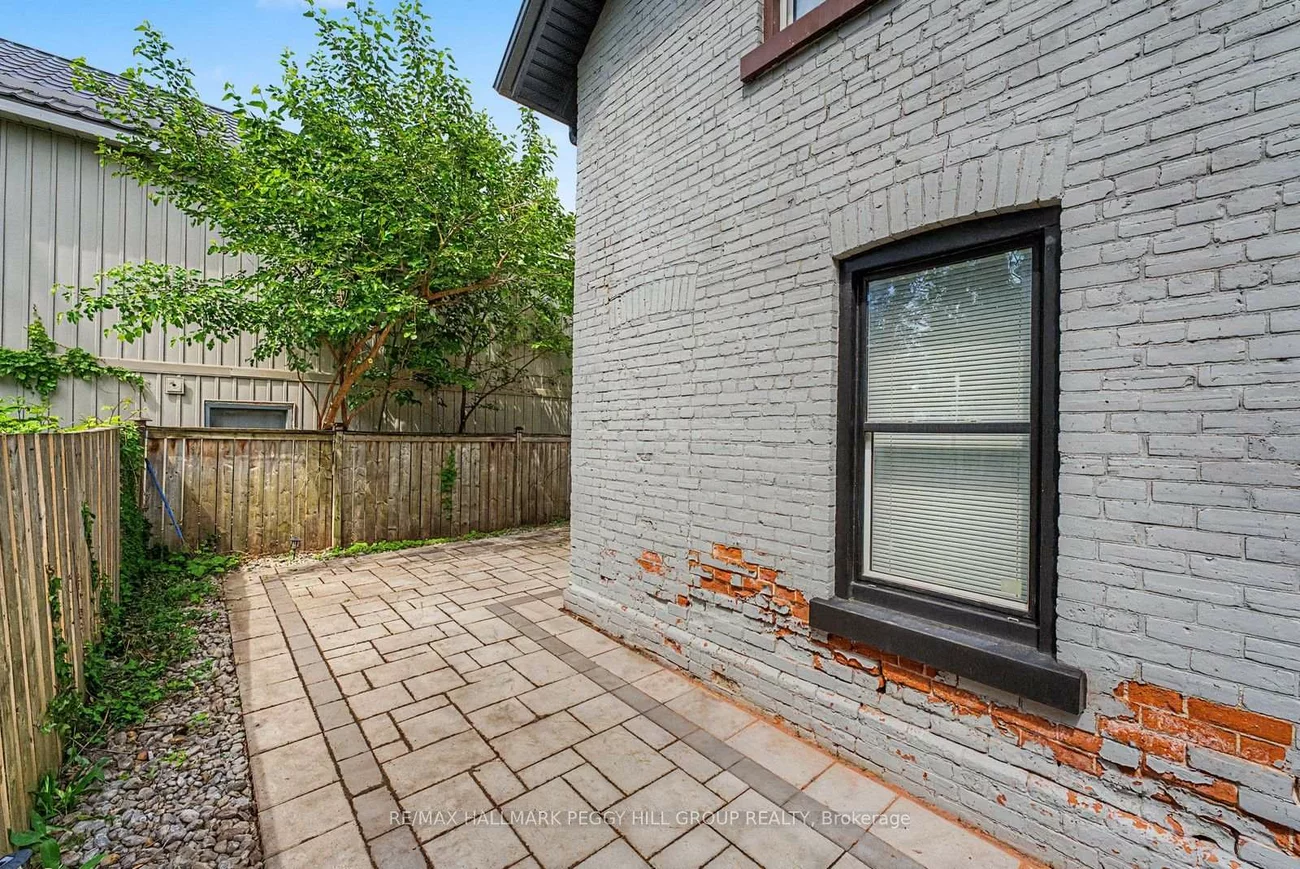 173, Dunlop, Queen's Park, Barrie