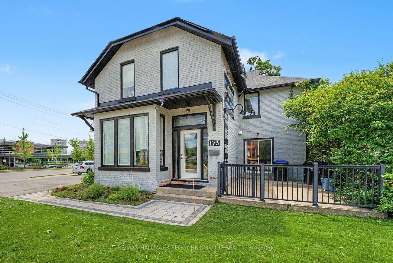 173, Dunlop, Queen's Park, Barrie