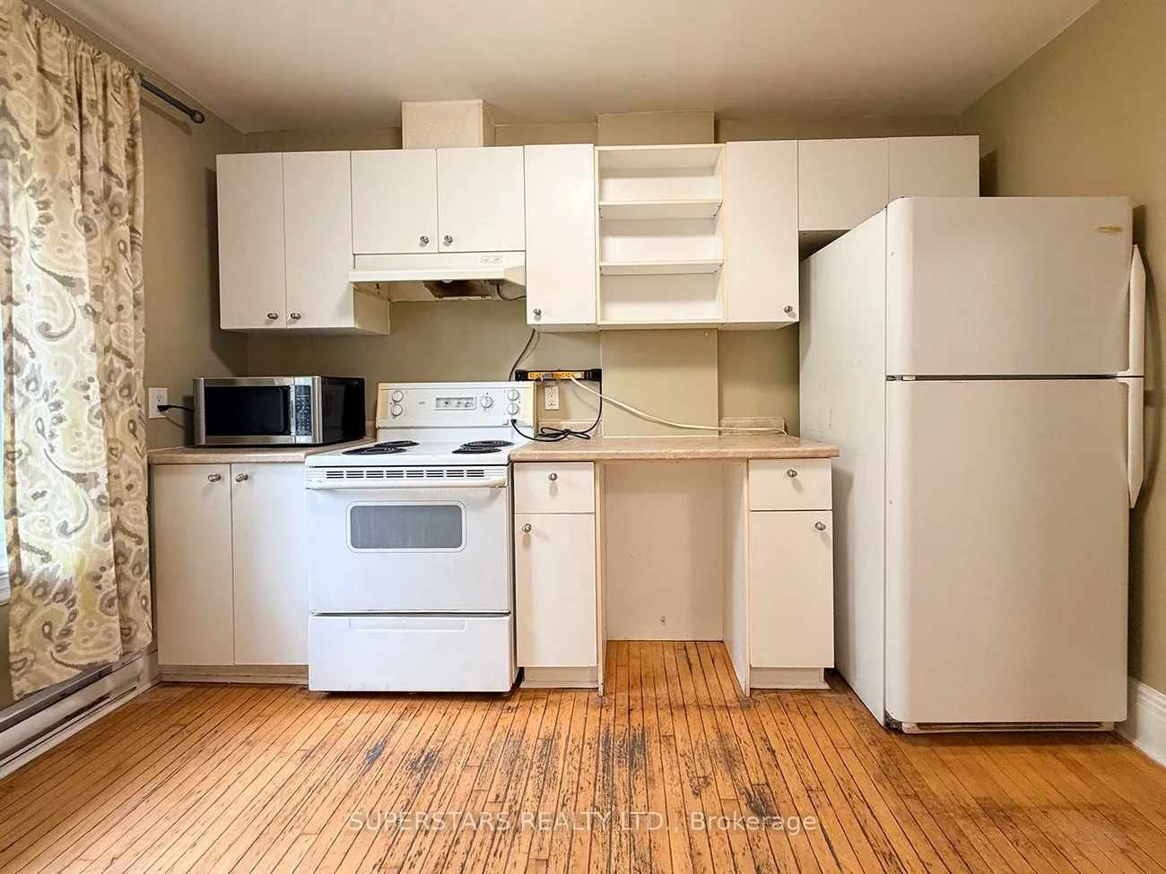 74, Toronto, City Centre, Barrie