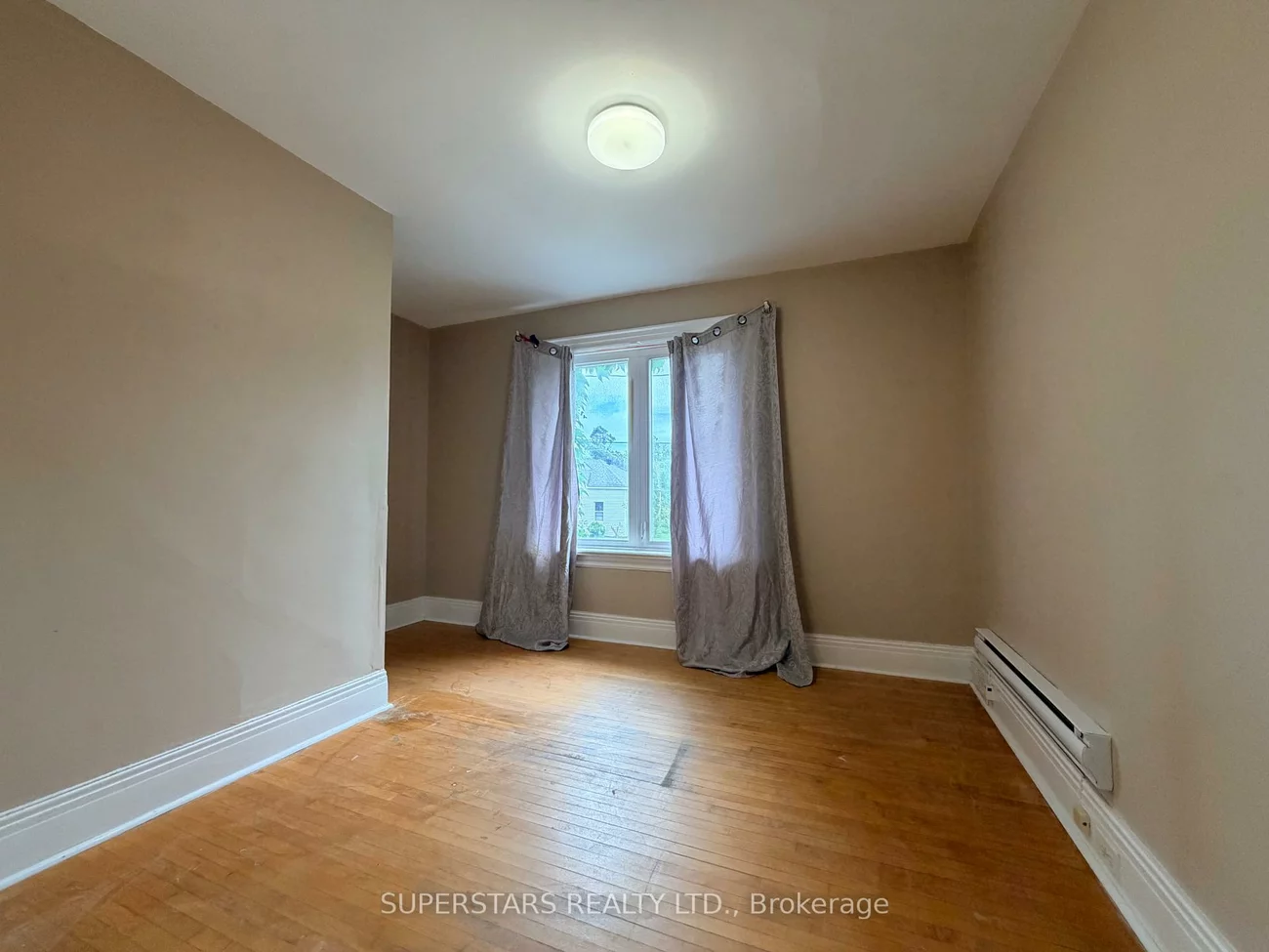 74, Toronto, City Centre, Barrie