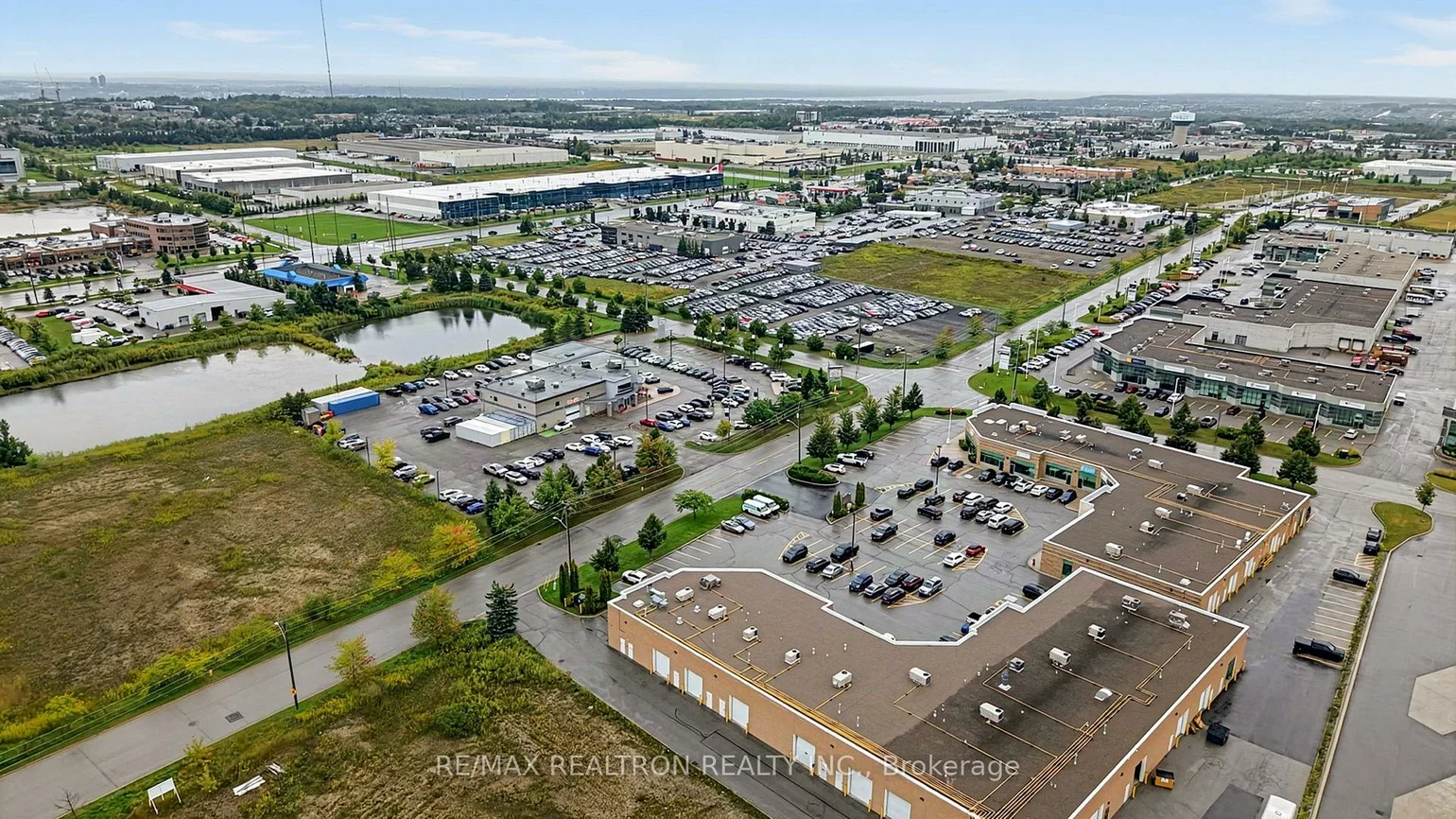 61, King, 400 West, Barrie