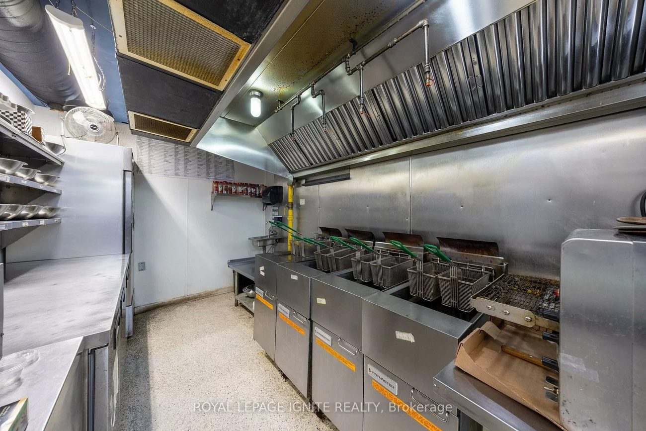 9, Clappterton, City Centre, Barrie