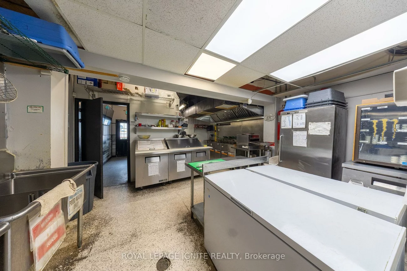9, Clappterton, City Centre, Barrie