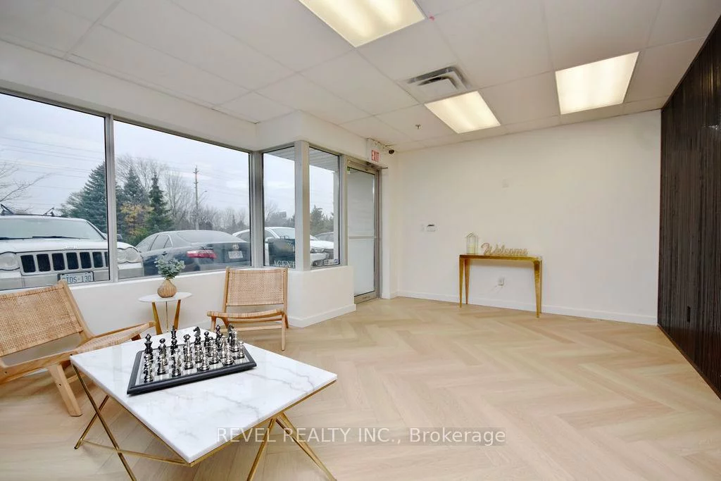 353, Saunders, 400 East, Barrie