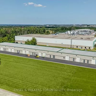 68, Hooper, 400 East, Barrie