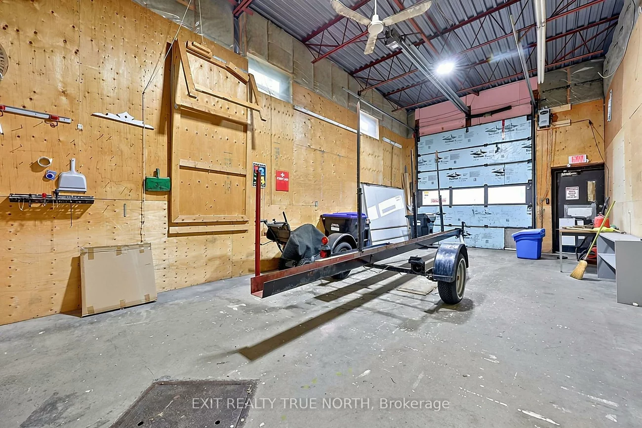 116, Anne, 400 North, Barrie