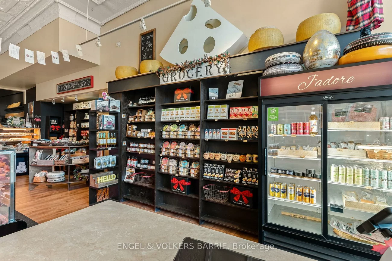 123, Dunlop, City Centre, Barrie