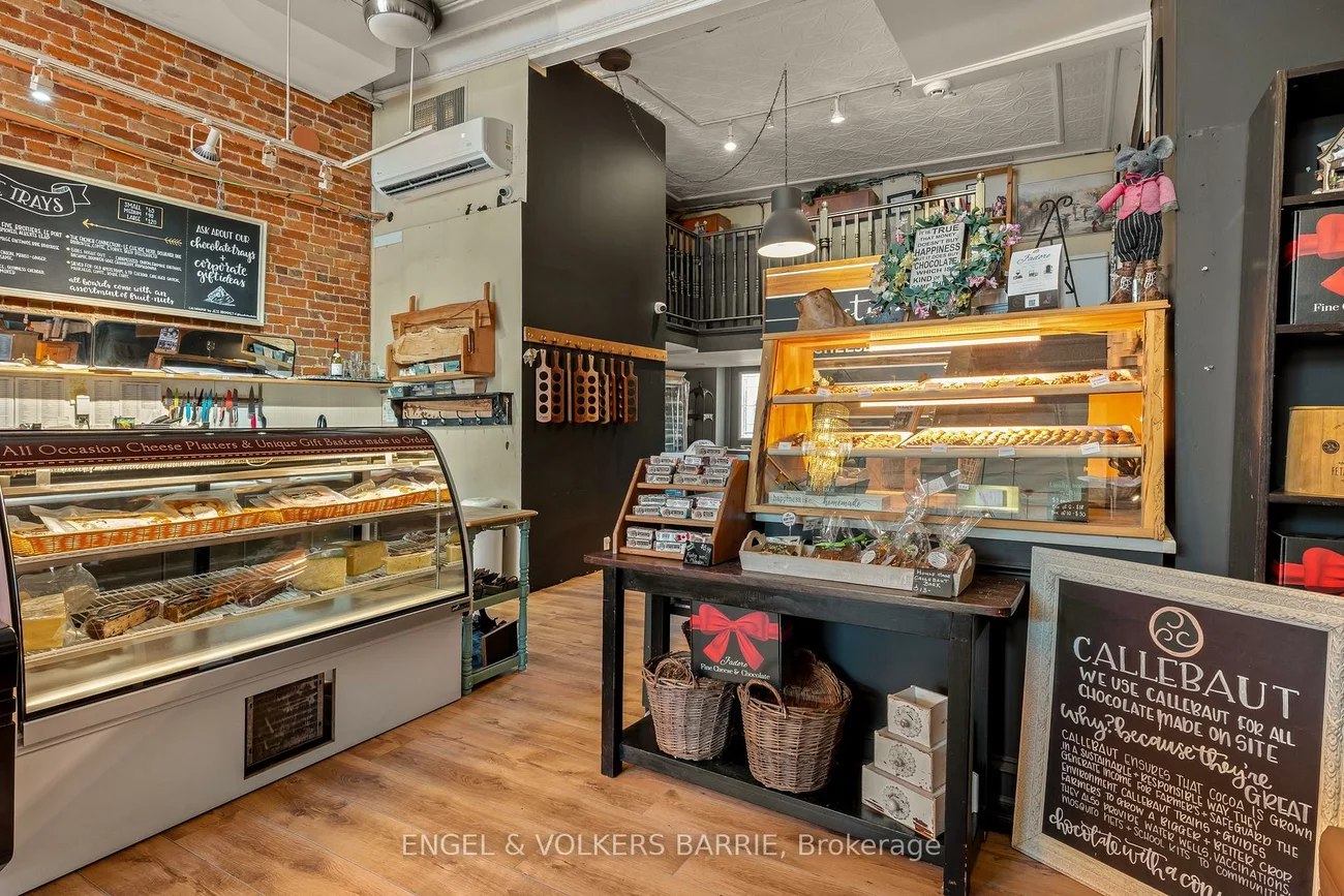 123, Dunlop, City Centre, Barrie