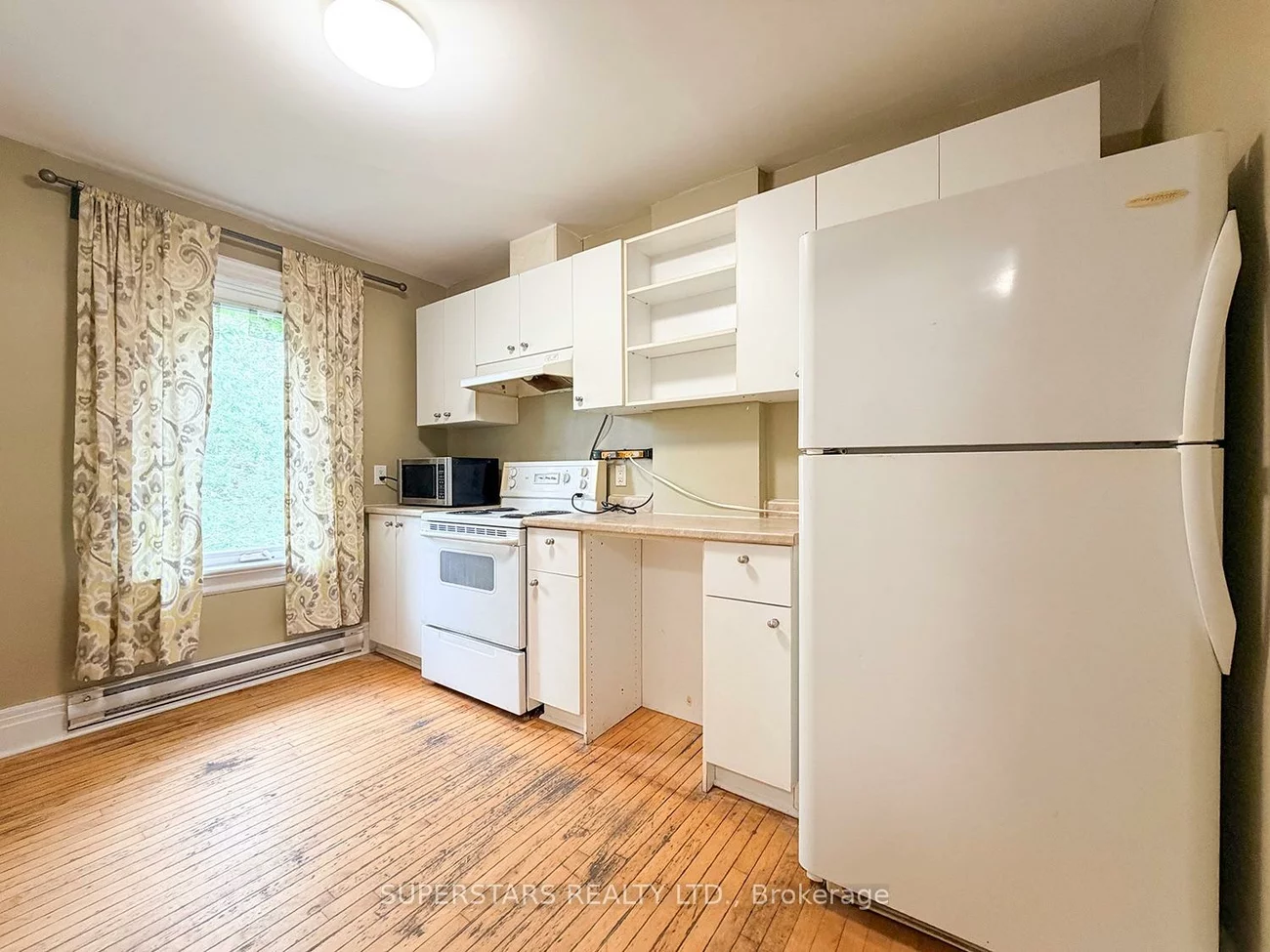 74, Toronto, City Centre, Barrie