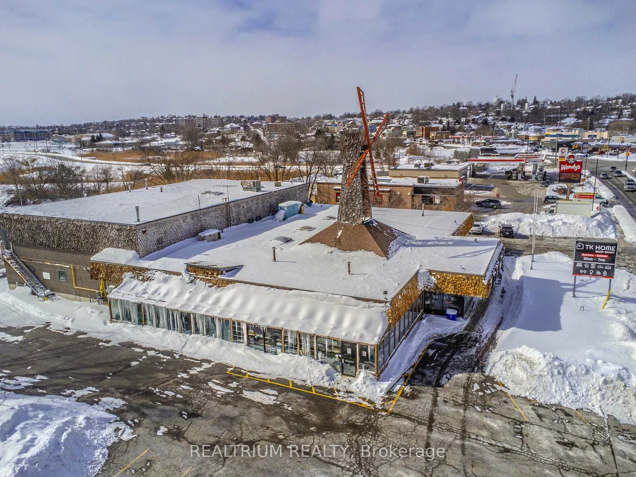 44, Bridge, Bradford, Bradford West Gwillimbury