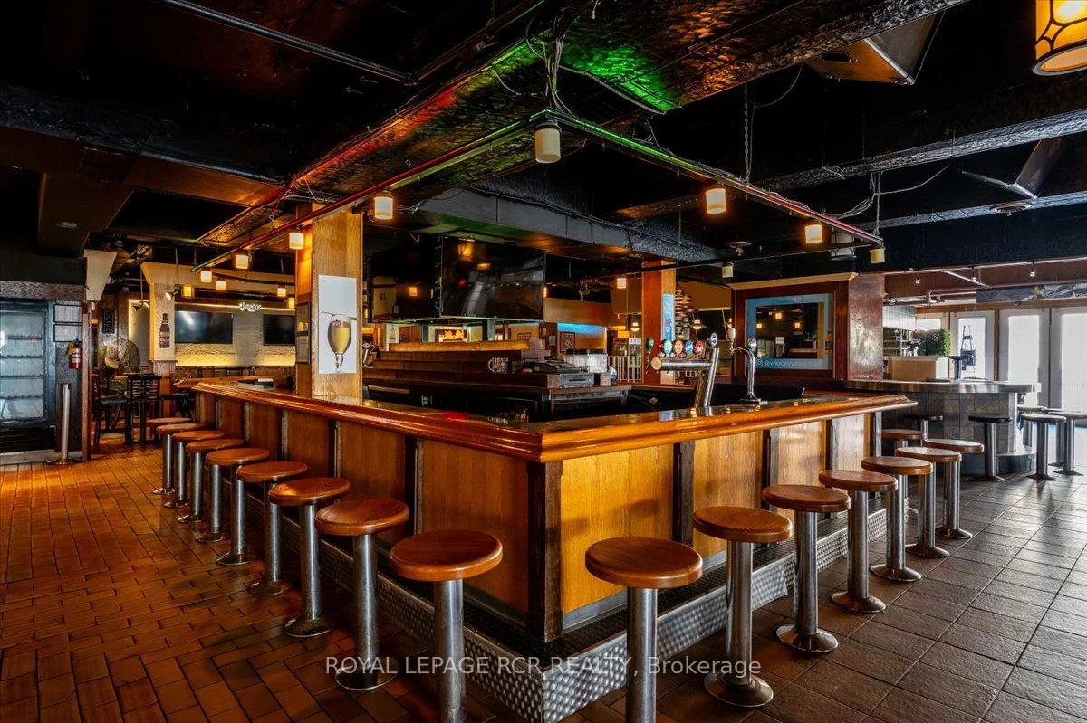 2, Holland, Bradford, Bradford West Gwillimbury