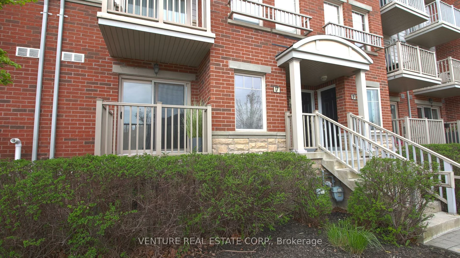 200, Dissette, Bradford, Bradford West Gwillimbury