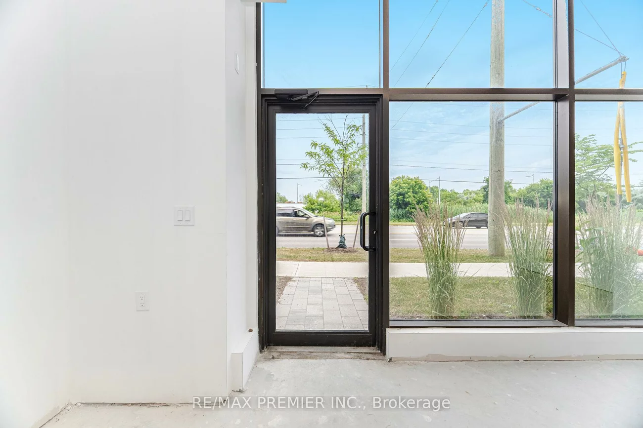 200, Dissette, Bradford, Bradford West Gwillimbury