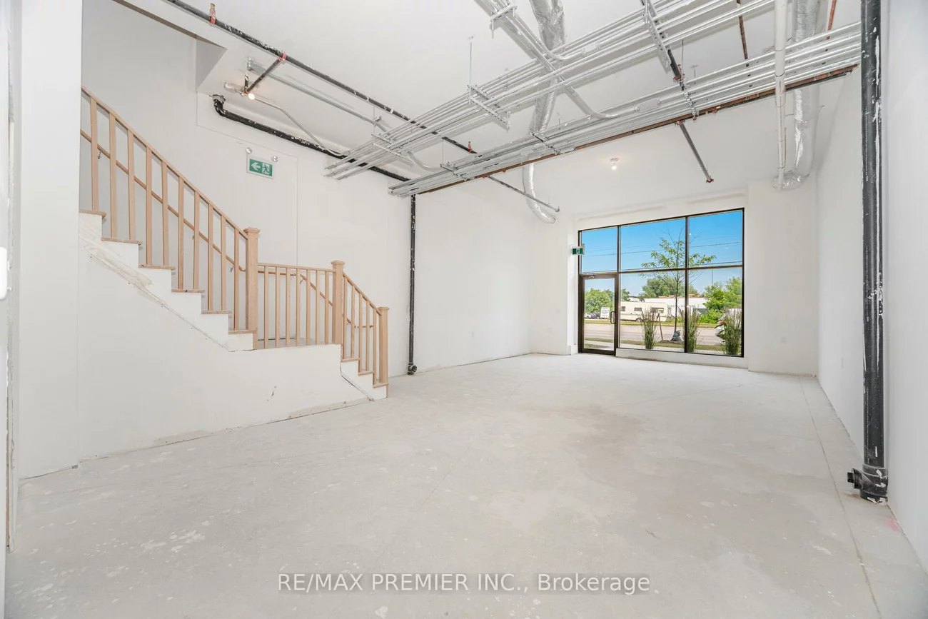 200, Dissette, Bradford, Bradford West Gwillimbury