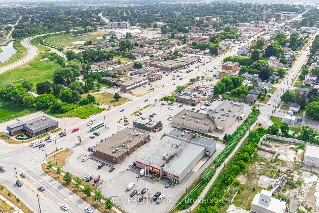 200, Dissette, Bradford, Bradford West Gwillimbury