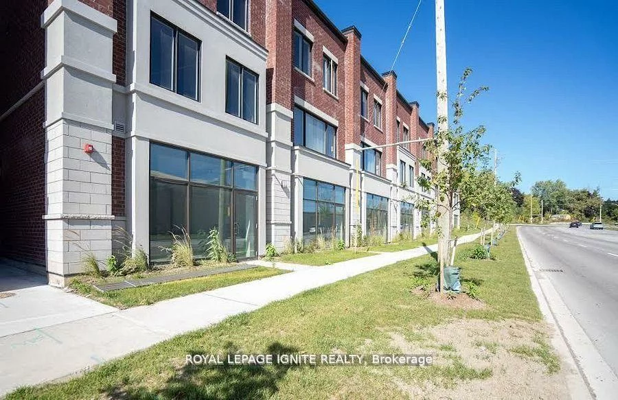 220, Dissette, Bradford, Bradford West Gwillimbury