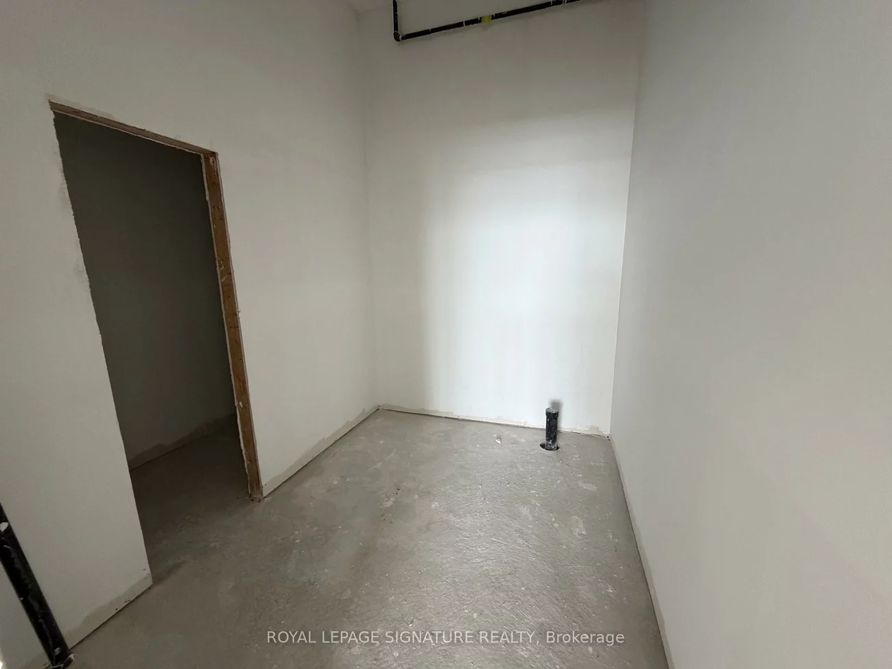 200, Dissette, Bradford, Bradford West Gwillimbury