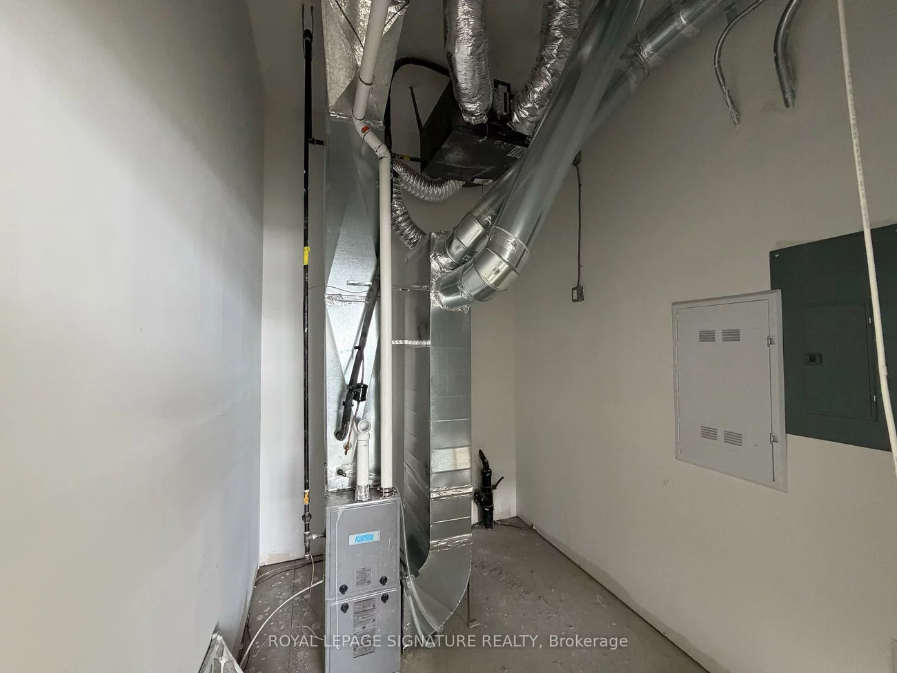 200, Dissette, Bradford, Bradford West Gwillimbury